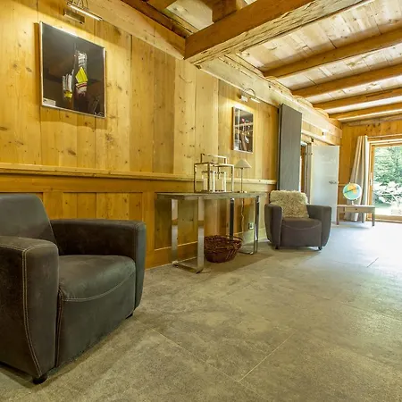 Chalet Chalet Crystal