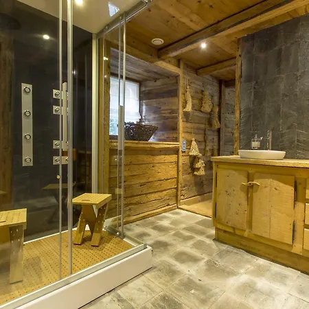 Chalet Chalet Crystal *