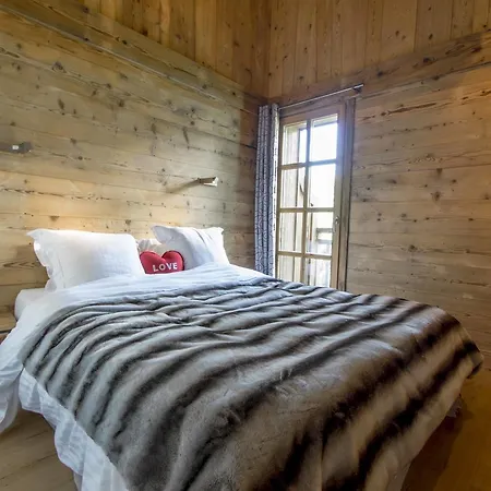 Chalet Crystal