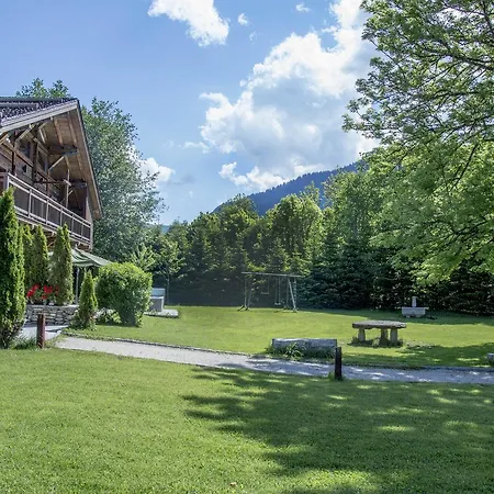 Chalet Chalet Crystal